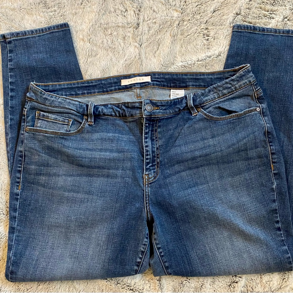 Eunina jeans, size 2XL (approx 20-22), skinny jeans with lots of stretch!